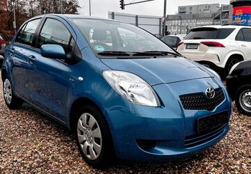 Toyota Yaris 175.000 km 5.450 &euro; Berlin 10829