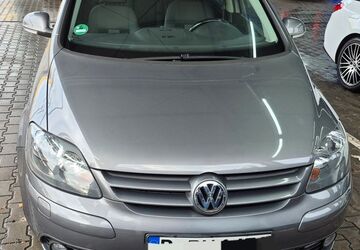 VW Golf Plus 176.000 km 3.200 &euro; Berlin 12305