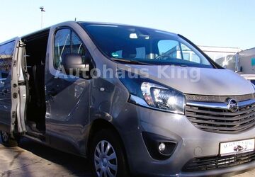 Opel Vivaro 107.000 km 18.990 &euro; Berlin 12681