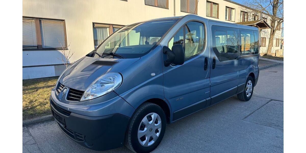 Renault Trafic 289.900 km 6.300 &euro; Berlin 12681