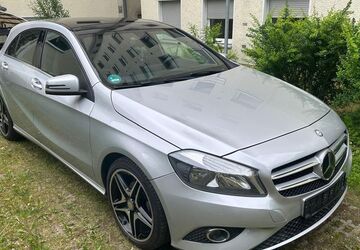 Mercedes-Benz A 180 128.000 km 9.750 &euro; Berlin 13347