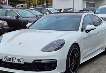 Porsche Panamera 82.000 km 69.890 &euro; Berlin 12247