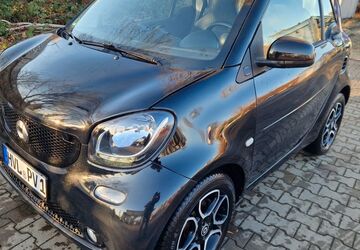 Smart ForTwo 27.700 km 7.800 &euro; Berlin 13589