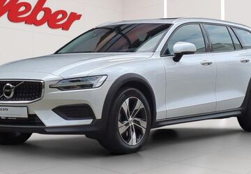 Volvo V60 Cross Country 76.100 km 31.890 &euro; Berlin 14165