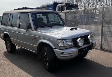 Hyundai Galloper 188.000 km 4.399 &euro; berlin 13089