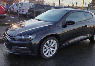 VW Scirocco 222.182 km 4.499 &euro; Berlin 13597