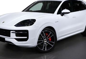Porsche Cayenne 5.500 km 132.080 &euro; Berlin 14052