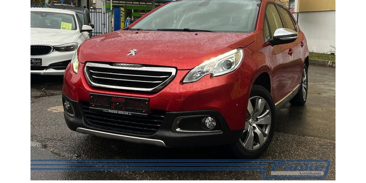 Peugeot 2008 Allure*Navi*PDC*SHZ*Ambiete*1-Hand*Tel. 98.291 km 7.480 &euro; Berlin 13187