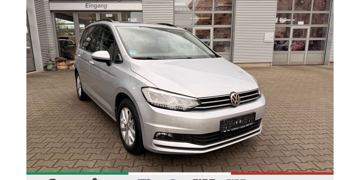 VW Touran 128.312 km 16.990 &euro; Berlin 14167