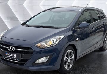 Hyundai i30 52.690 km 12.890 &euro; Berlin 12683