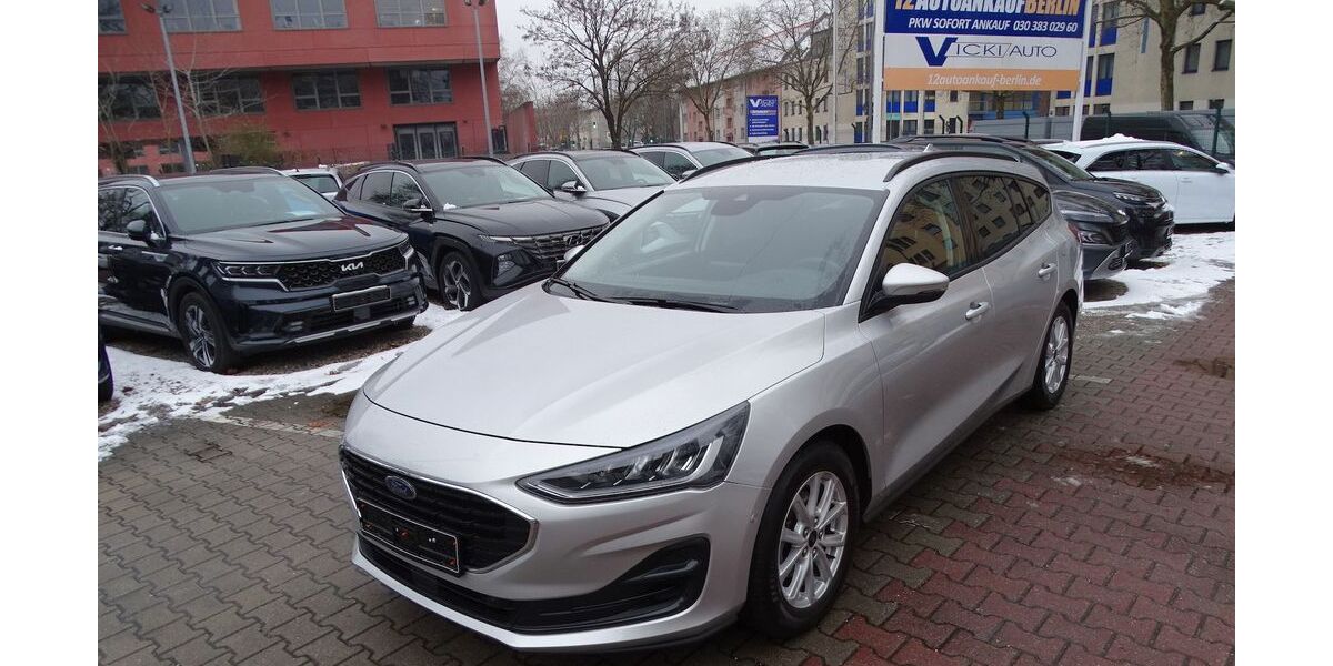 Ford Focus 29.631 km 18.900 &euro; Berlin 12359