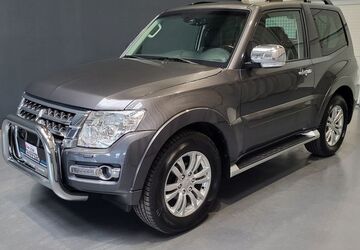 Mitsubishi Pajero 49.986 km 33.950 &euro; Teltow 14513