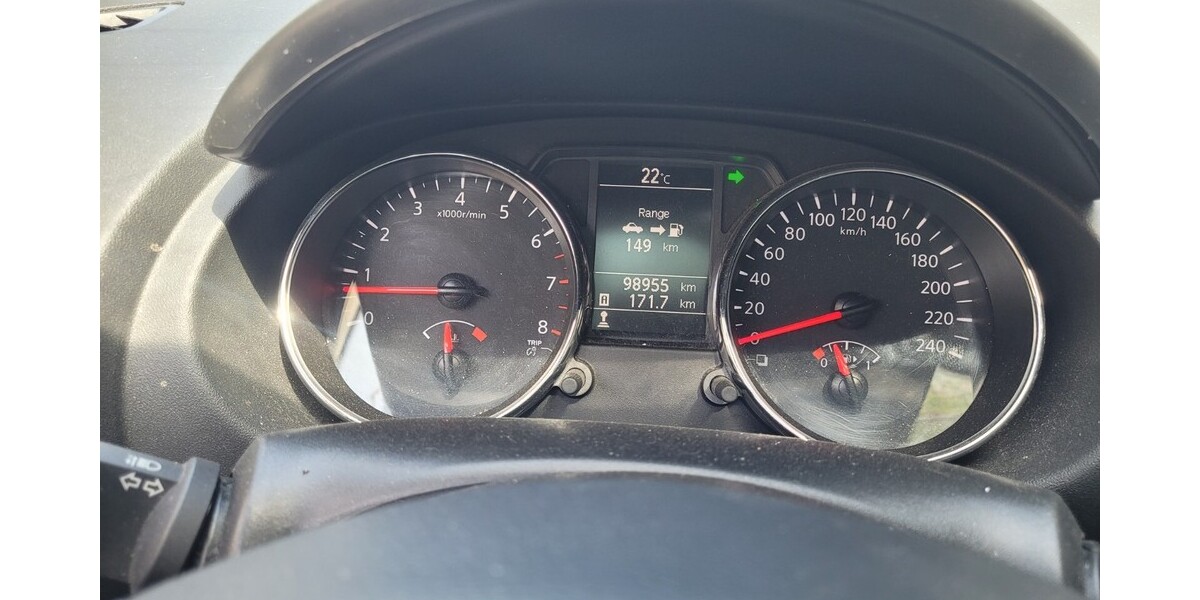 Nissan Qashqai 98.700 km 11.499 &euro; Berlin 10178