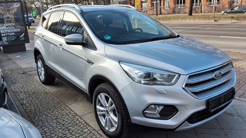 Ford Kuga 80.000 km 16.900 &euro; Berlin 13599