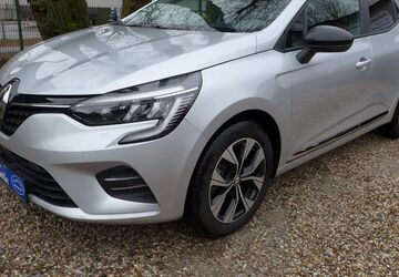 Renault Clio 9.724 km 14.980 &euro; Berlin 13088