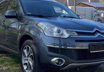 Citroen C-Crosser 220.300 km 4.400 &euro; Berlin 13599