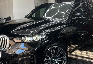 BMW X5 9.900 km 76.900 &euro; Berlin 13597