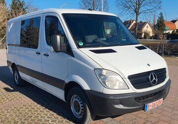 Mercedes-Benz Sprinter 421.899 km 8.500 &euro; Berlin 13055