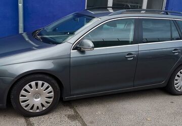 VW Golf 200.000 km 2.750 &euro; Berlin 13405