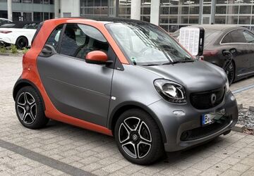 Smart ForTwo 88.000 km 11.950 &euro; Berlin 13591