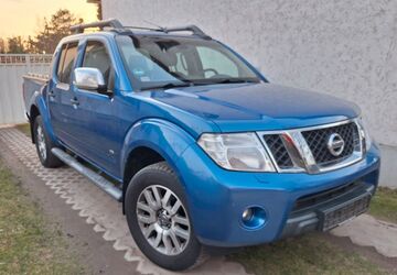 Nissan Navara 139.195 km 12.900 &euro; Potsdam 14476