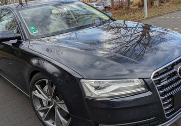 Audi A8 134.000 km 17.500 &euro; Berlin 12277