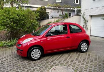 Nissan Micra 135.001 km 1.799 &euro; berlin 13469