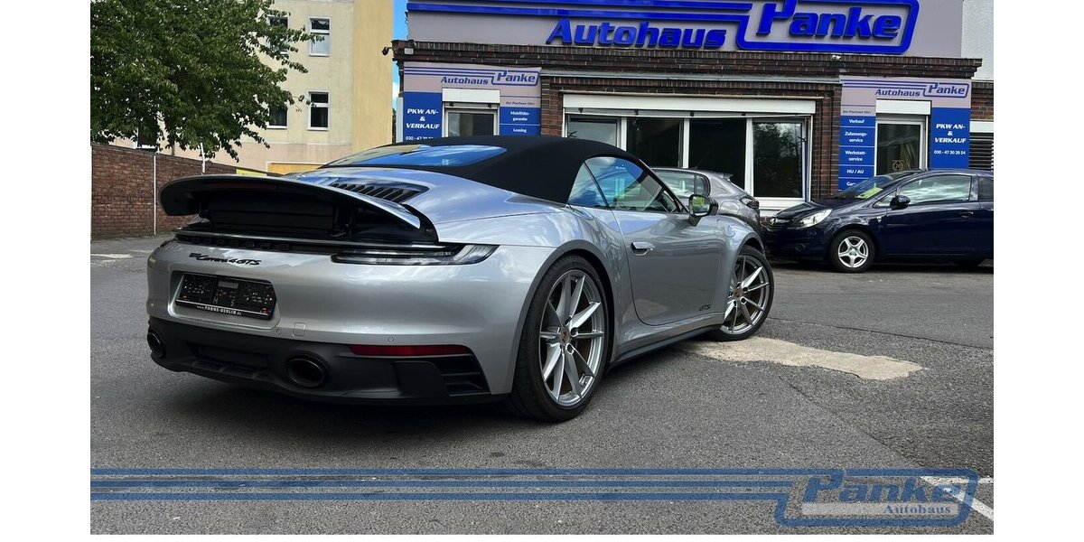 Porsche 911 Carrera 4 GTS Cabriolet*Night*Chromo*Sthzg* 1.750 km 172.890 &euro; Berlin 13187