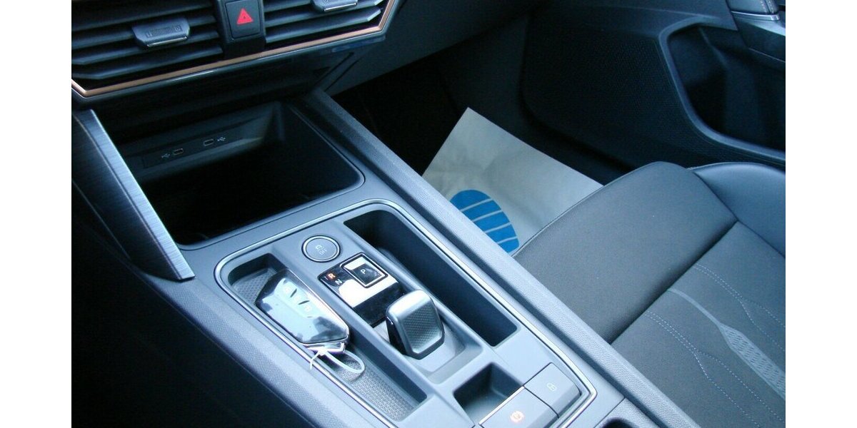 Cupra Leon 2,0TSI VZ 4Drive Beats ACC Memory Vision Plus 51.143 km 27.980 &euro; Falkensee 14612