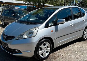 Honda Jazz 121.000 km 2.999 &euro; Berlin-Pankow 13127
