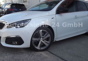 Peugeot 308 64.200 km 17.499 &euro; Berlin 12277