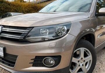 VW Tiguan 117.986 km 12.490 &euro; Großbeeren 14979