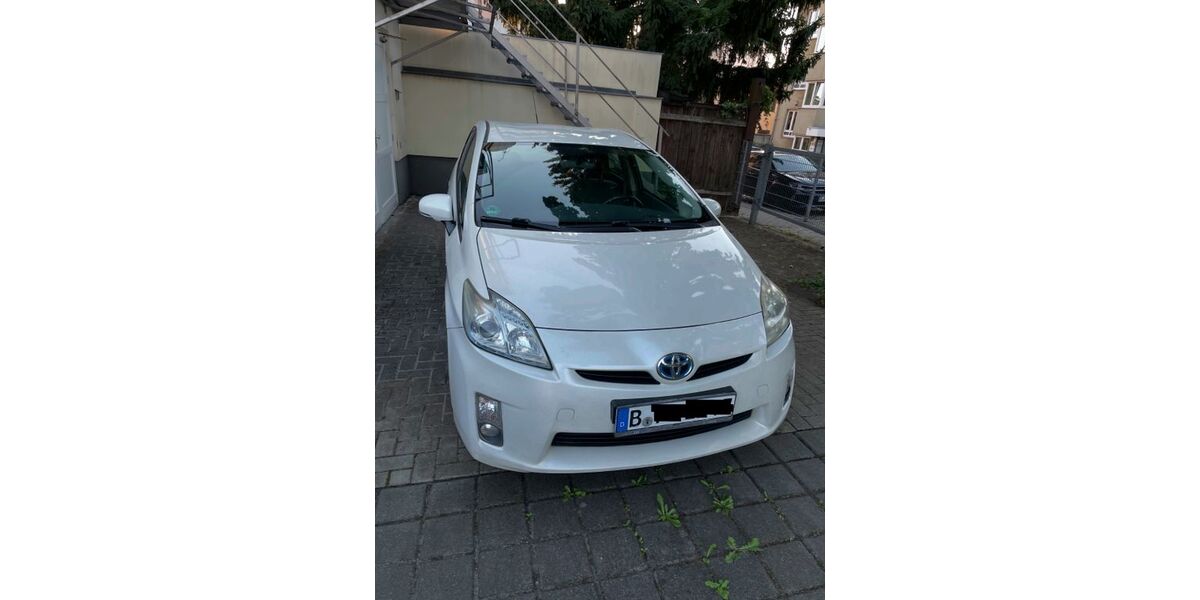 Toyota Prius 250.000 km 7.350 &euro; Berlin 13583
