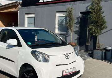 Toyota iQ 83.000 km 8.990 &euro; Berlin 13088