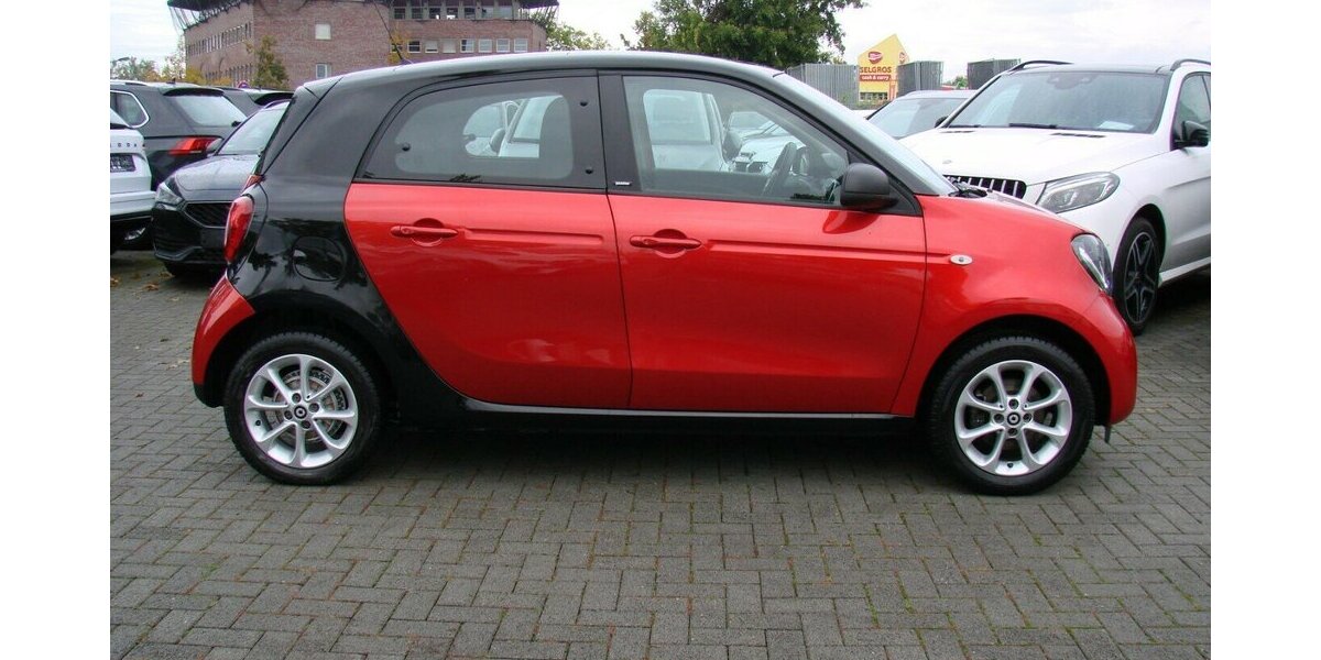 Smart ForFour Passion Pano Tempomat SHZ LED 35.997 km 11.980 &euro; Falkensee 14612