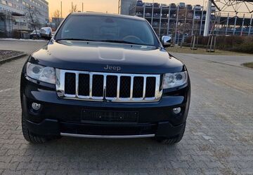 Jeep Grand Cherokee 136.000 km 11.400 &euro; Berlin 13055