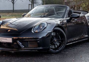 Porsche 992 12.848 km 178.930 &euro; Berlin 10587