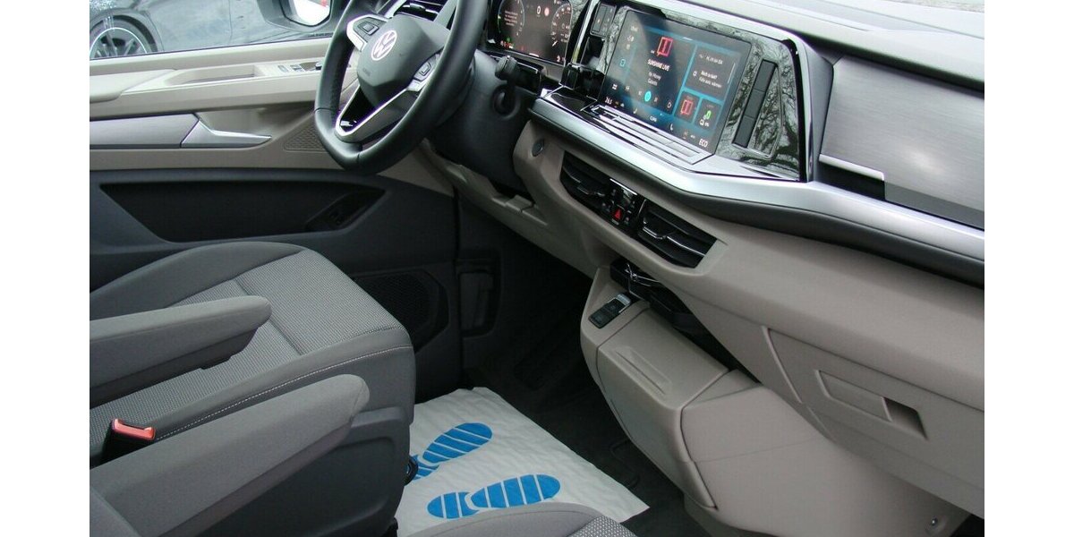VW T7 Multivan Edition eHybrid 4M AHK H&K ACC IQ Ligh 2.384 km 58.980 &euro; Falkensee 14612