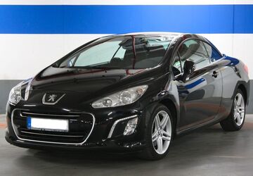 Peugeot 308 95.000 km 7.500 &euro; Berlin 10785