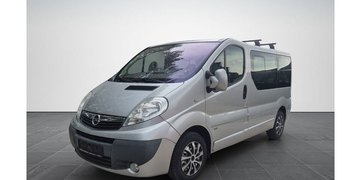 Opel Vivaro 215.000 km 10.900 &euro; Berlin 13089