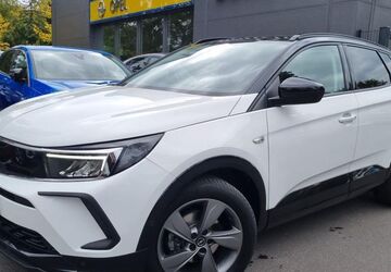 Opel Grandland (X) 88.422 km 15.780 &euro; Potsdam 14480