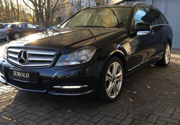 Mercedes-Benz C 250 109.690 km 14.380 &euro; Berlin 10315