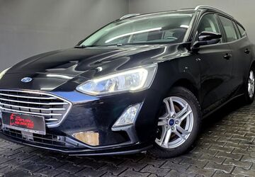 Ford Focus 124.000 km 10.990 &euro; Berlin 12279