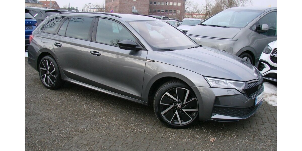 Skoda Octavia 2.0TDi Sportline LED 360º Canton HUD 39.383 km 29.480 &euro; Falkensee 14612