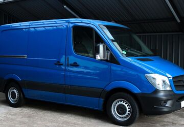 Mercedes-Benz Sprinter 229.890 km 10.690 &euro; Berlin 12107
