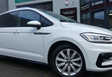 VW Touran 26.225 km 33.800 &euro; Berlin 13156