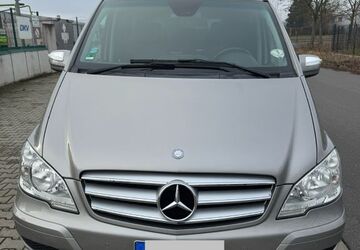 Mercedes-Benz Viano 217.000 km 14.500 &euro; Berlin 12439
