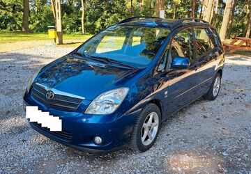 Toyota Corolla Verso 265.000 km 1.450 &euro; berlin 13403