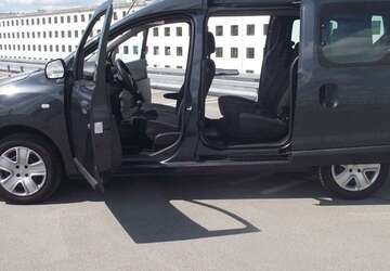 Dacia Dokker 79.999 km 10.899 &euro; Berlin 13435