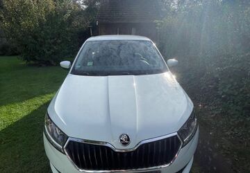 Skoda Fabia 77.299 km 9.200 &euro; Berlin 10115